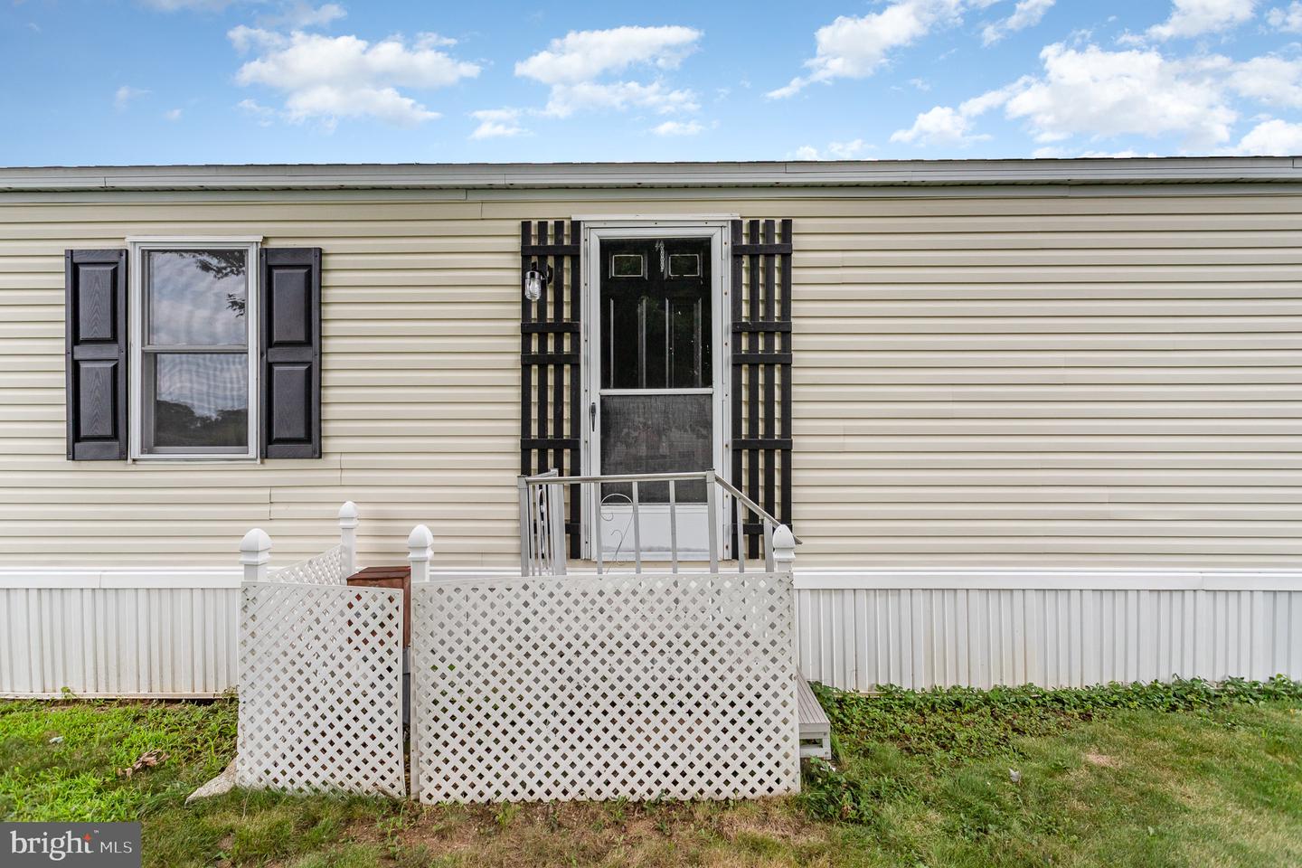 46 Carol Ann Dr