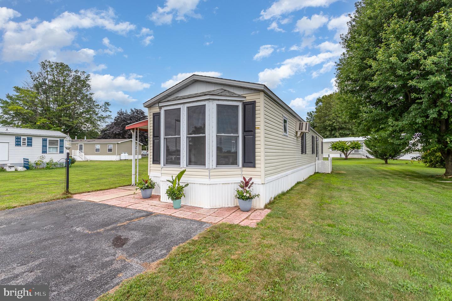 46 Carol Ann Dr
