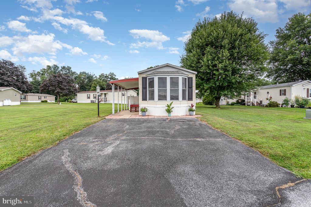46 Carol Ann Dr