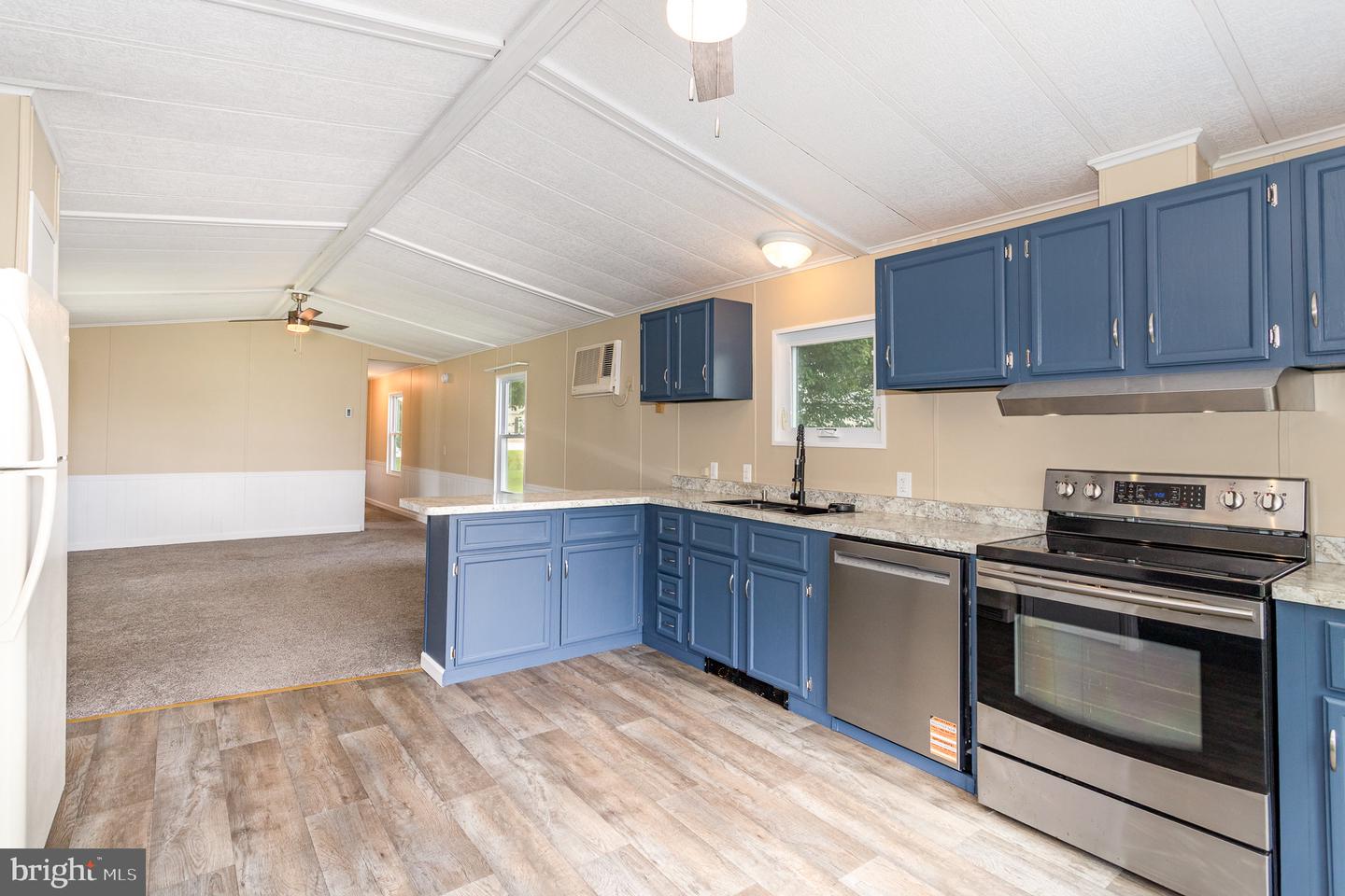 46 Carol Ann Dr