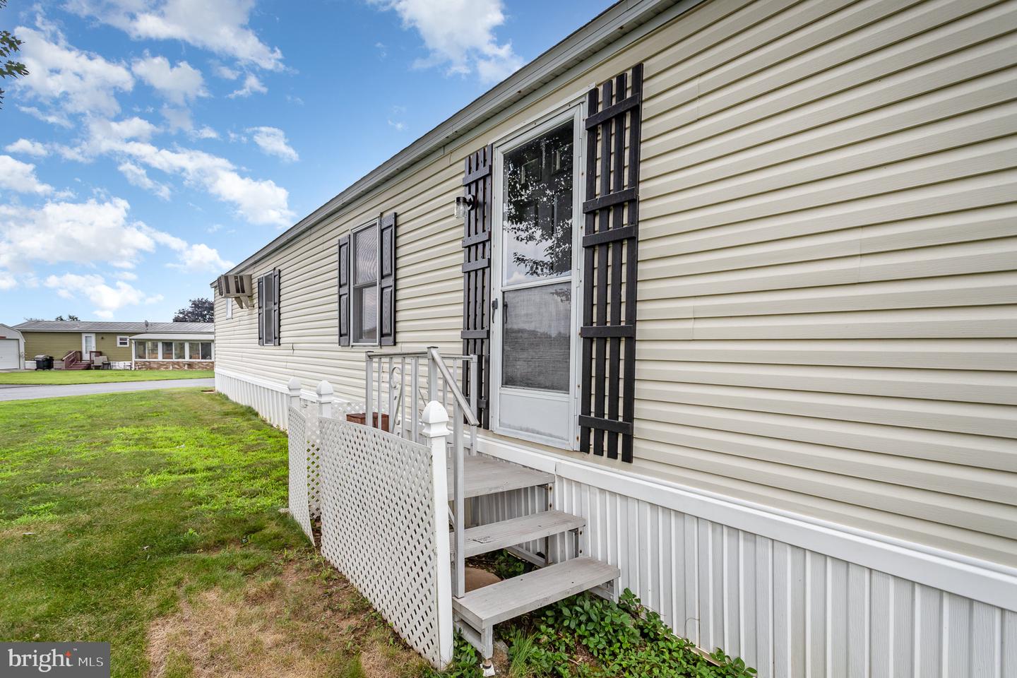 46 Carol Ann Dr