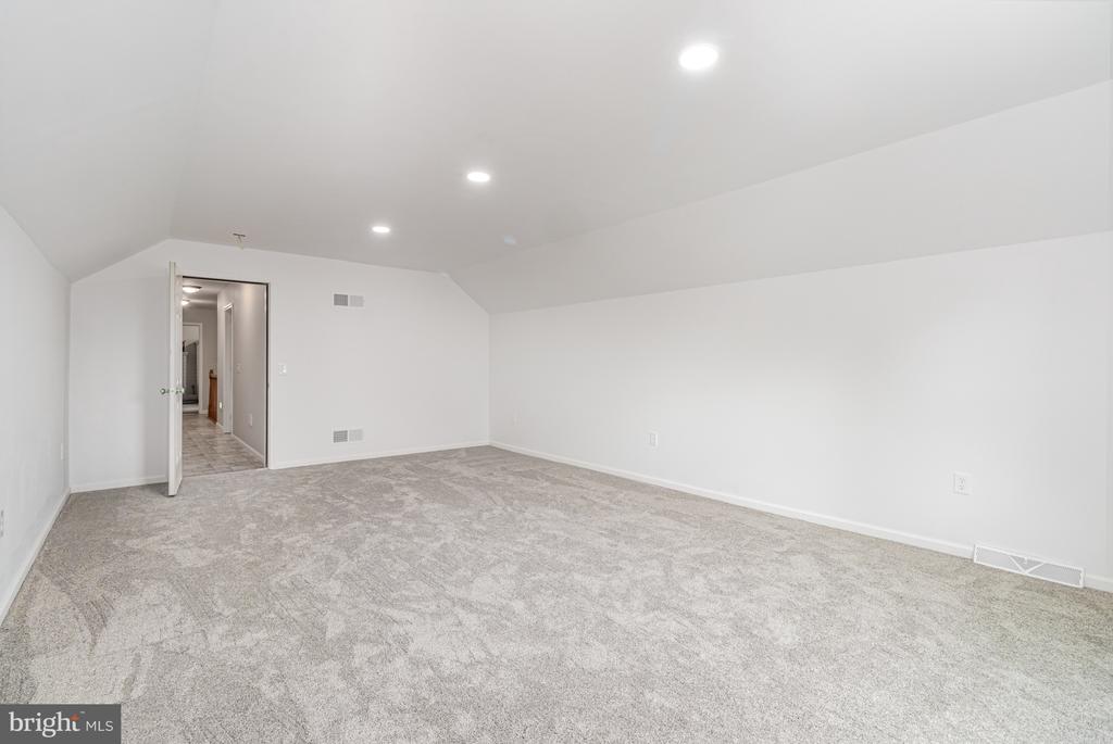 408 Clays Crossing