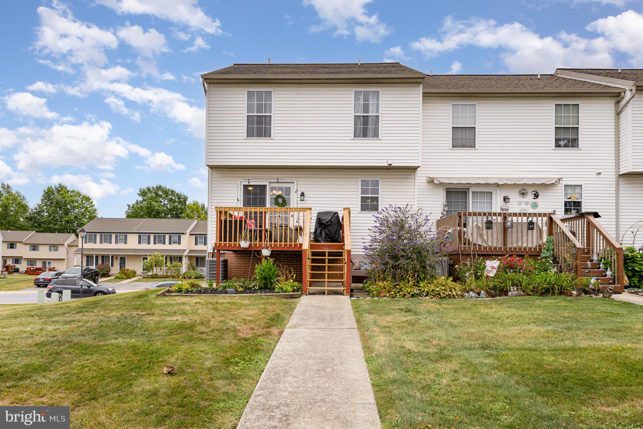 2080 GREYSTONE DRIVE