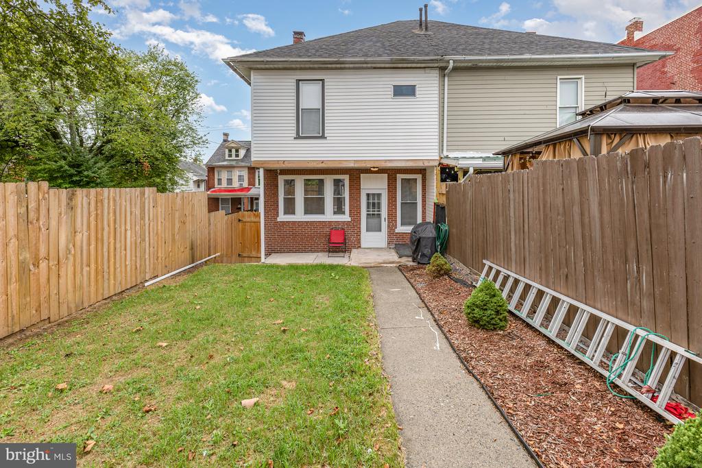 130 S 11TH STREET