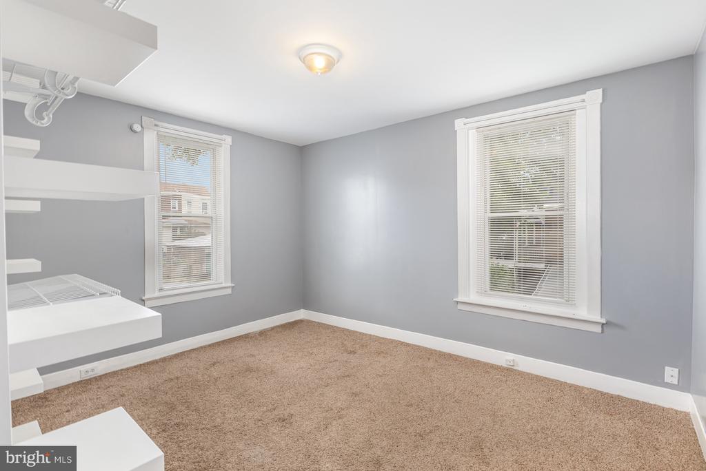 130 S 11TH STREET