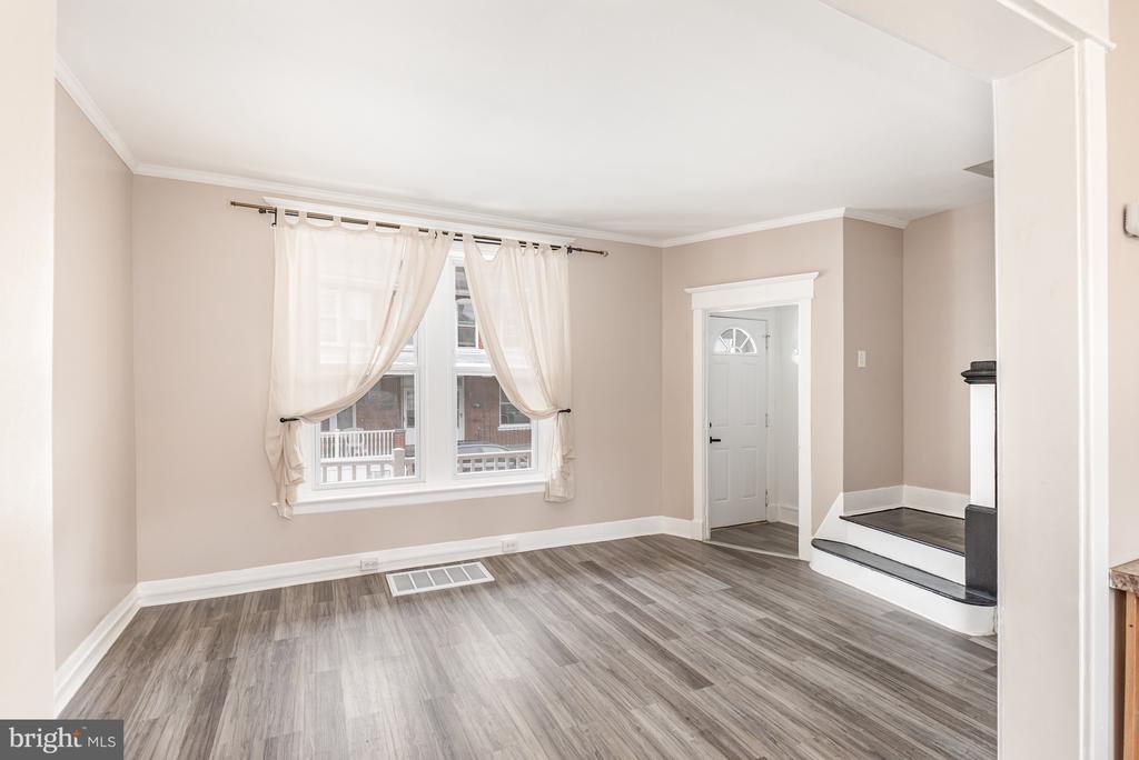 130 S 11TH STREET