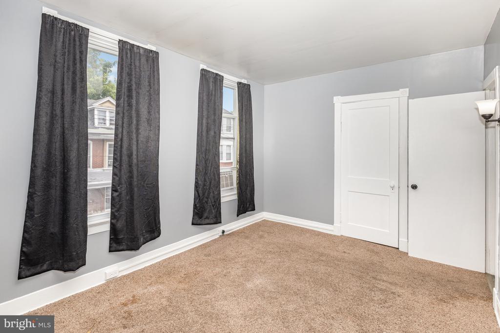 130 S 11TH STREET