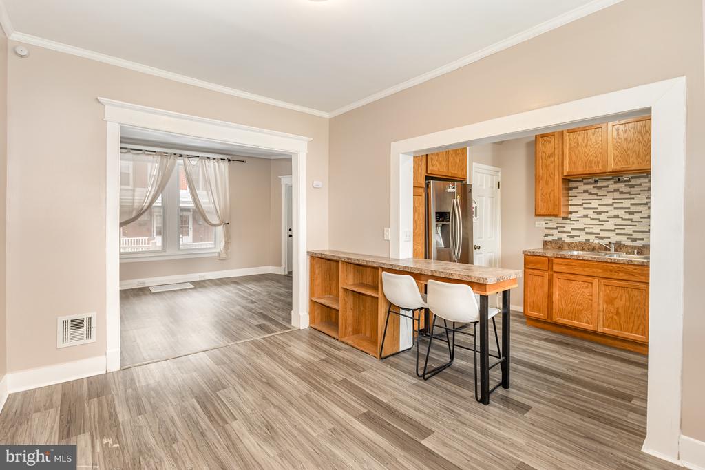 130 S 11TH STREET