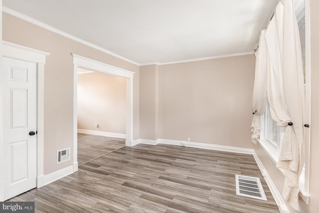 130 S 11TH STREET