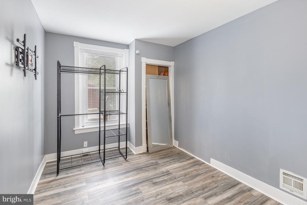 130 S 11TH STREET