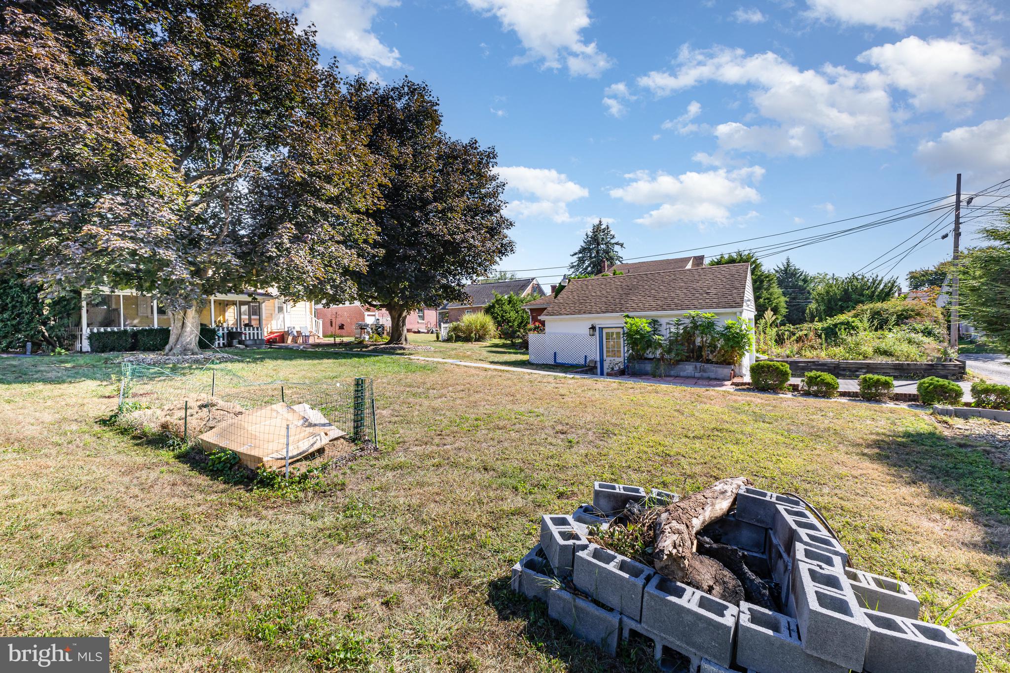 732 E GUILFORD STREET