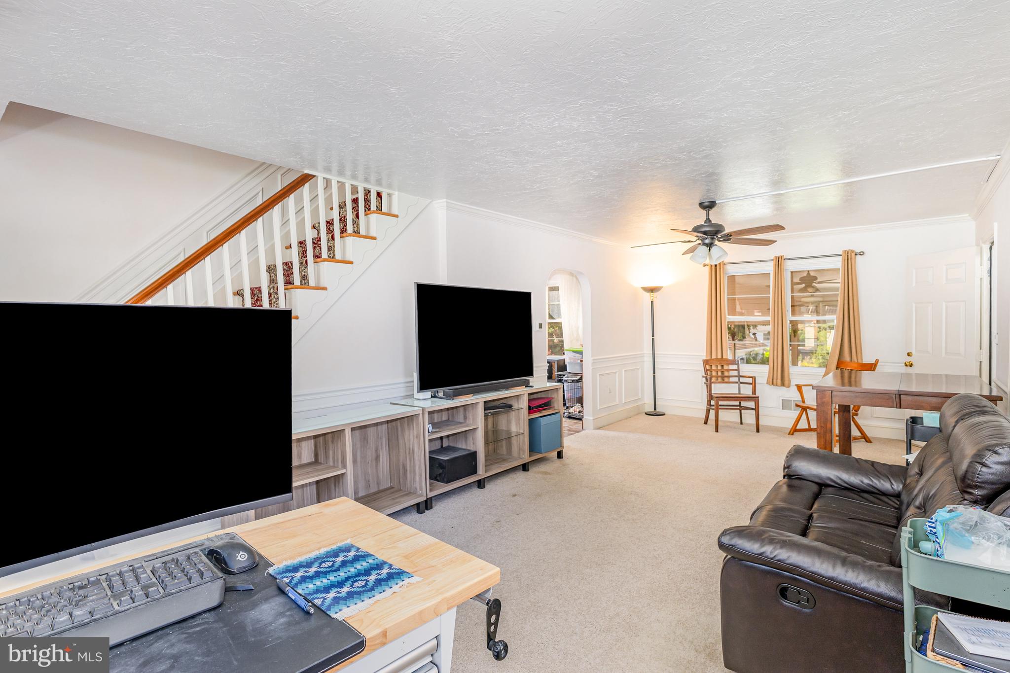 732 E GUILFORD STREET