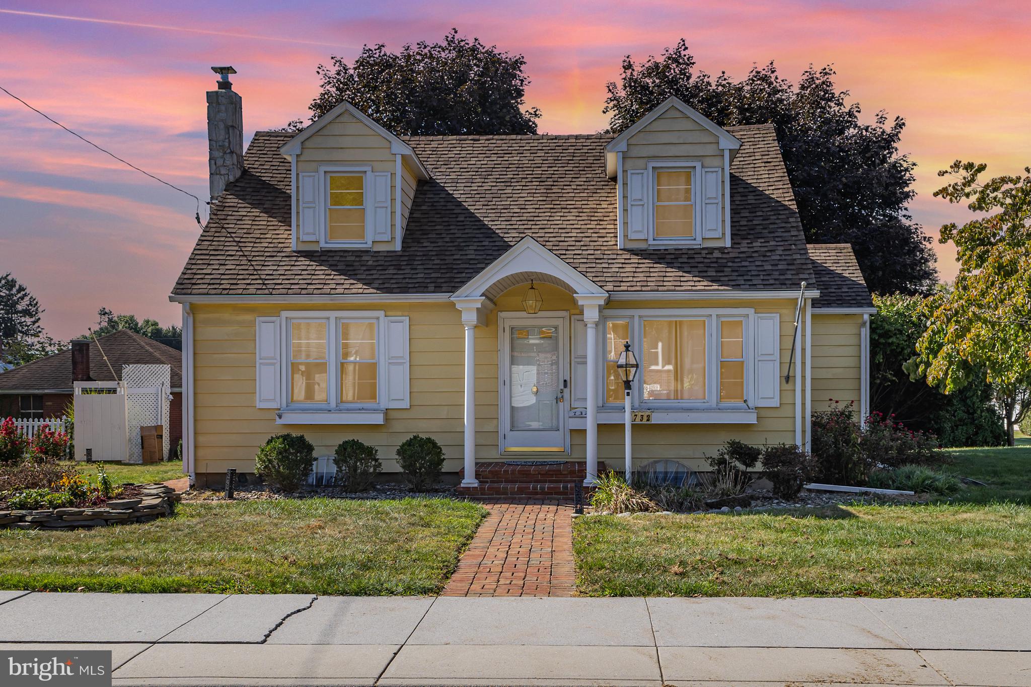 732 E GUILFORD STREET