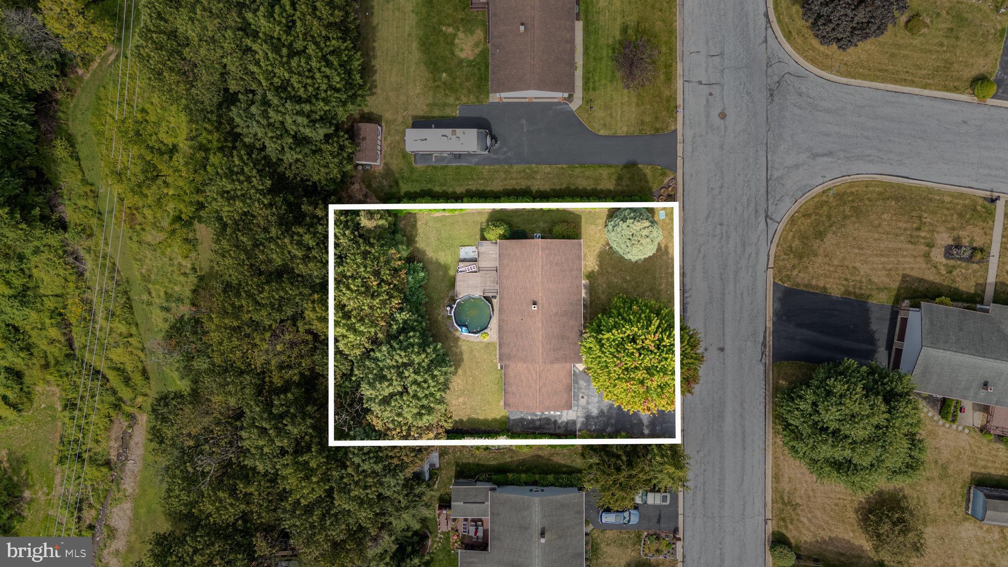 217 REDWOOD LANE