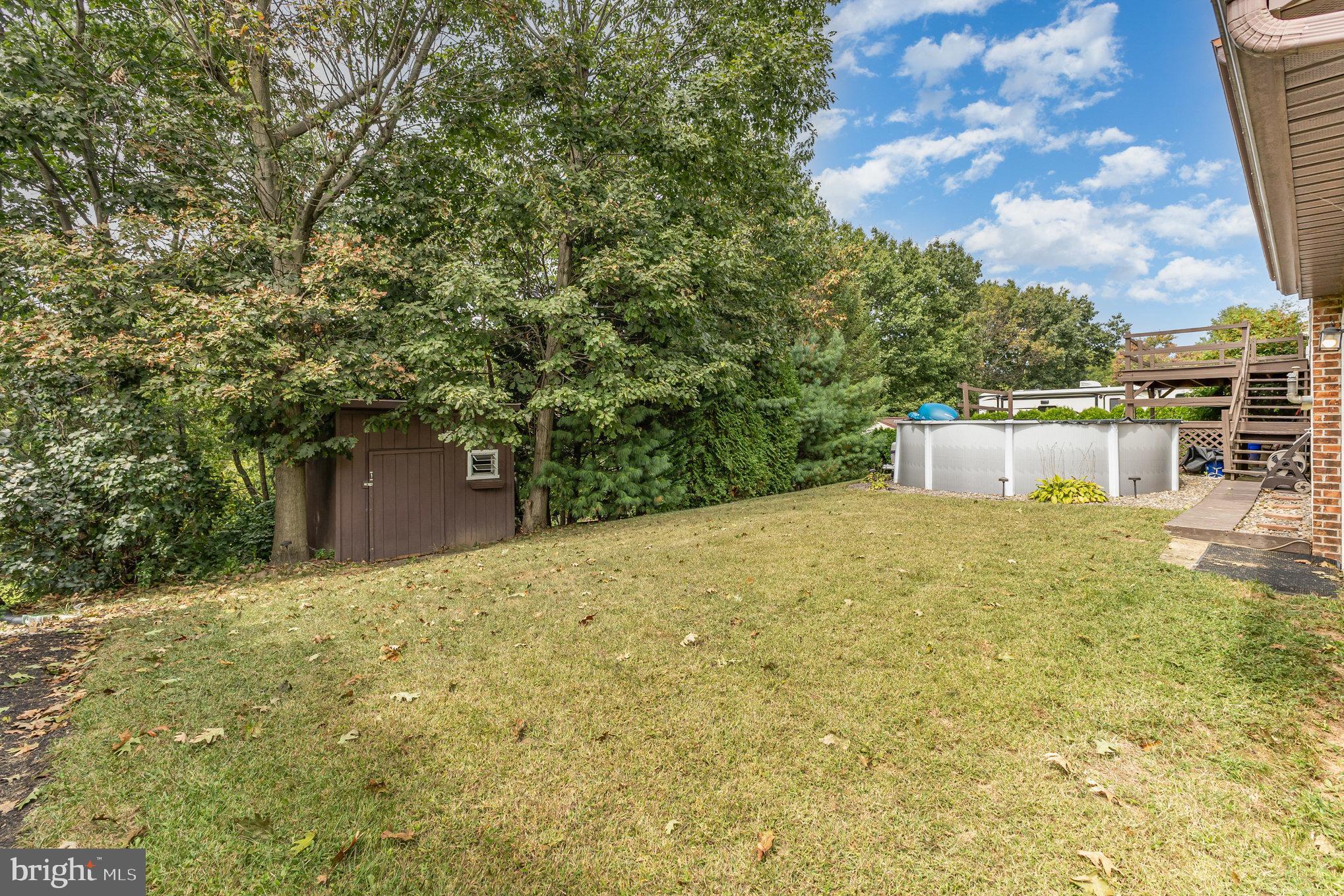 217 REDWOOD LANE