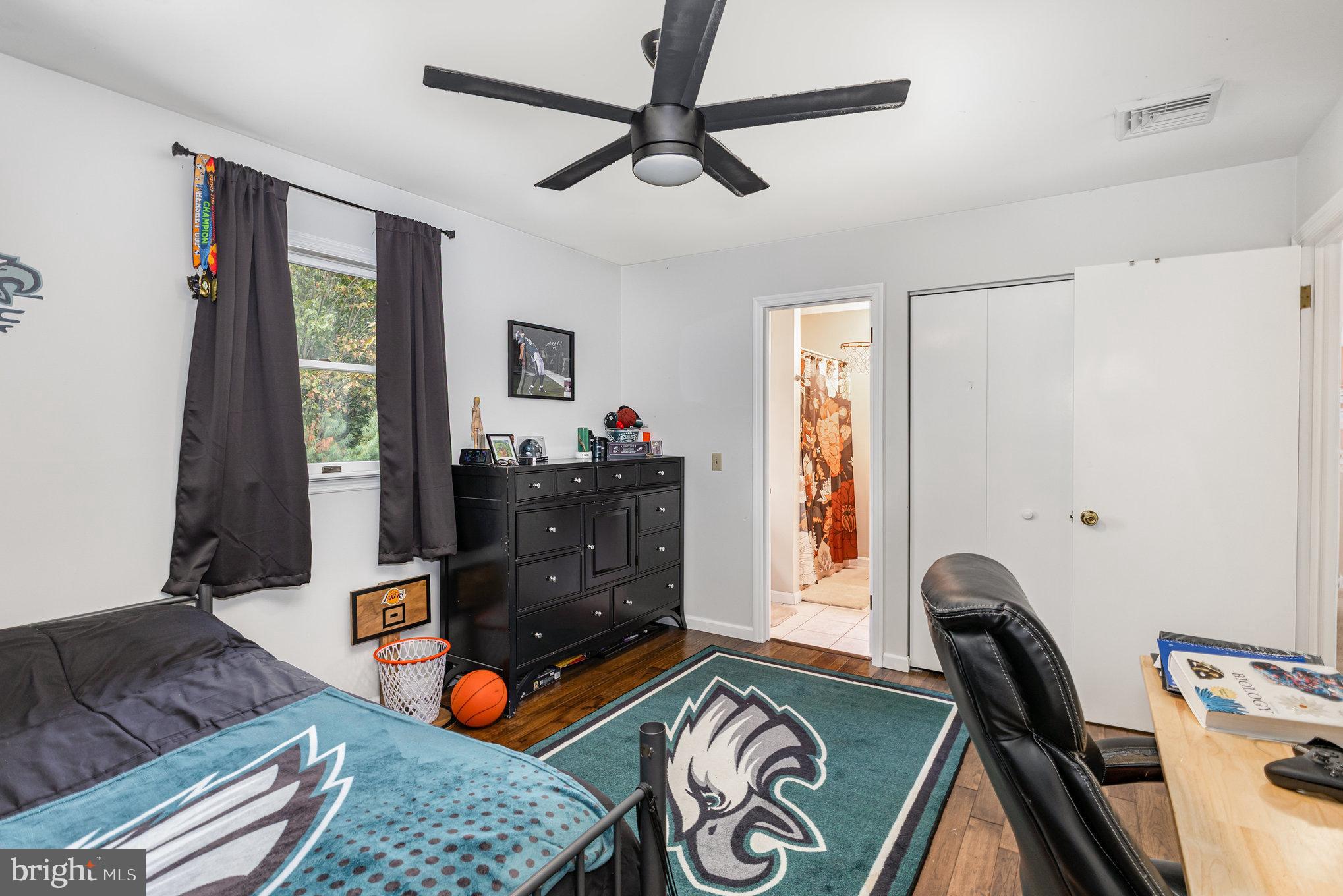 217 REDWOOD LANE