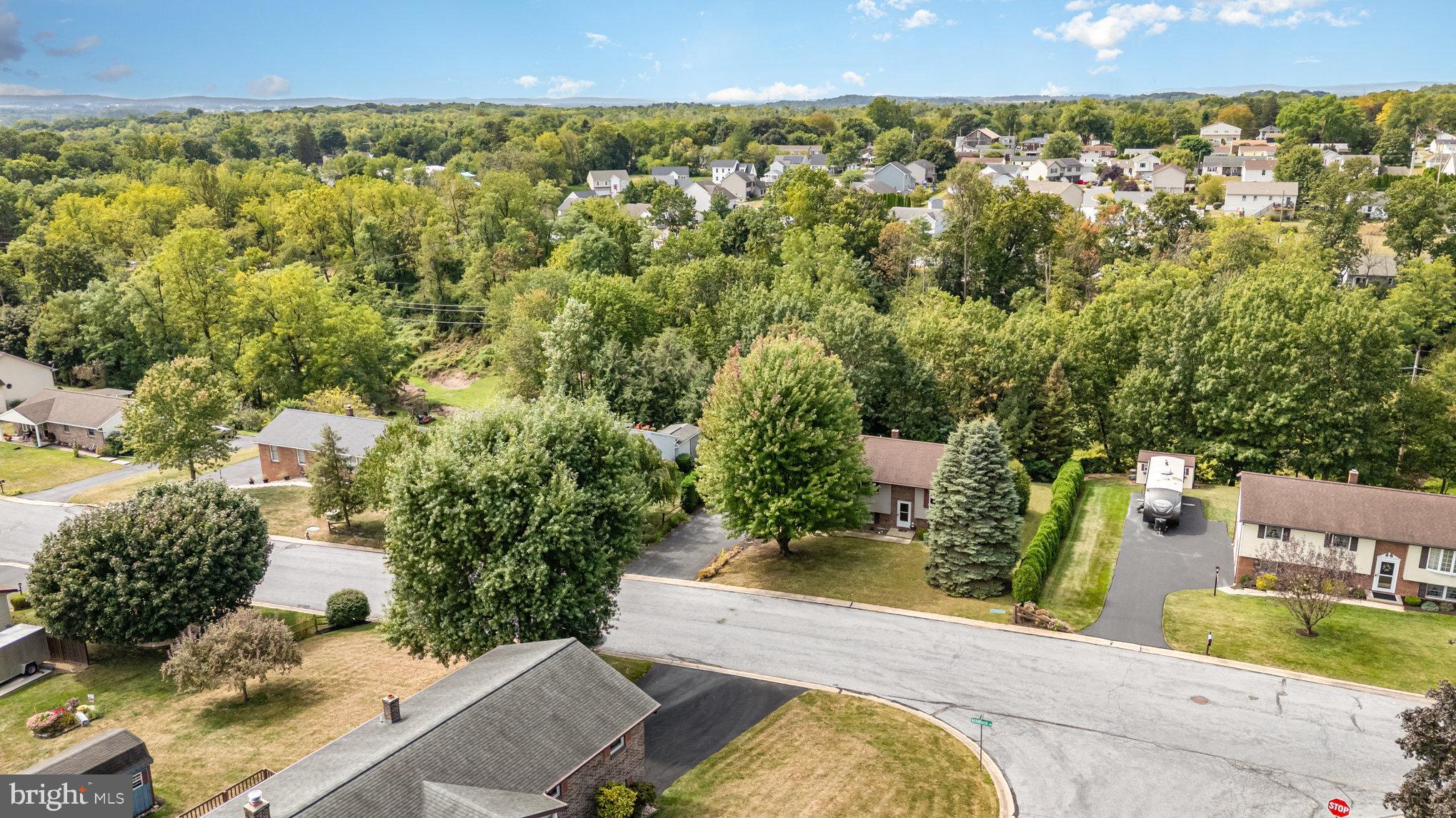 217 REDWOOD LANE