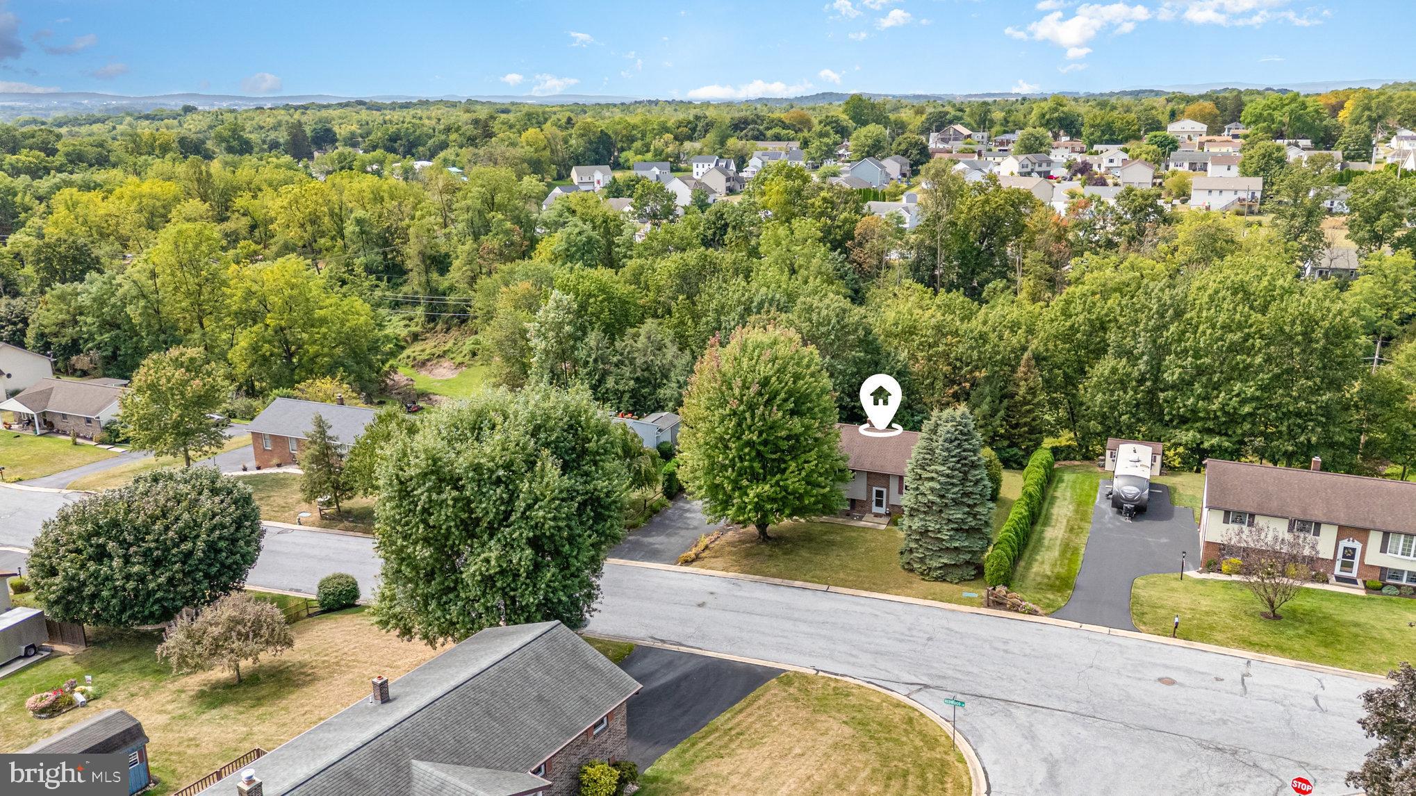217 REDWOOD LANE