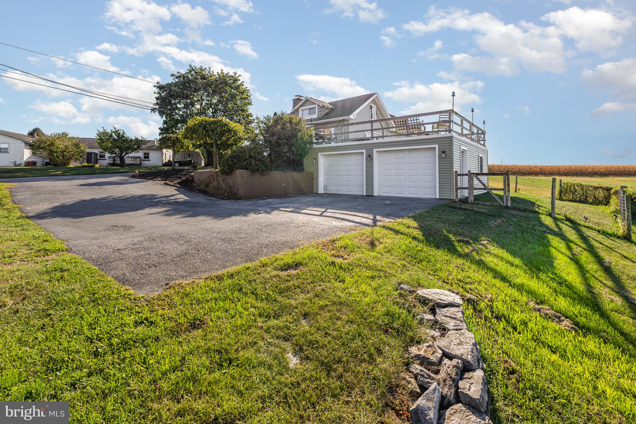 2215 COLEBROOK ROAD