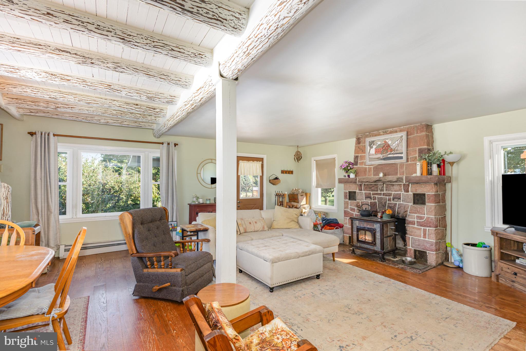 2215 COLEBROOK ROAD