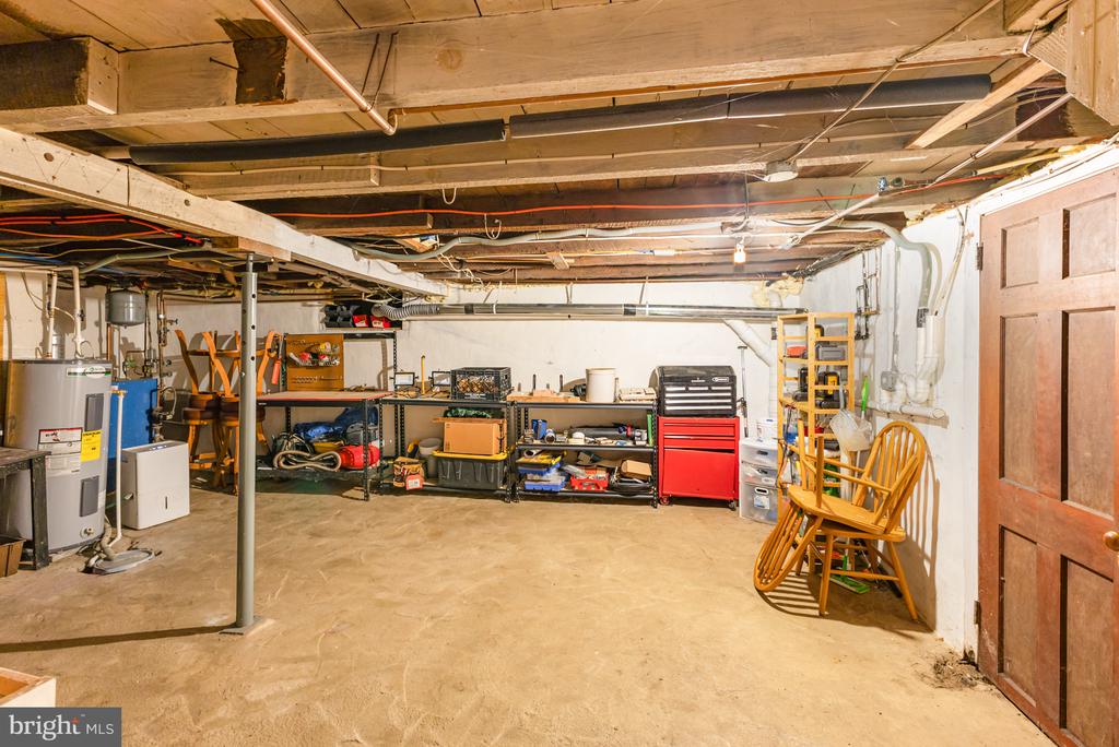 2215 COLEBROOK ROAD