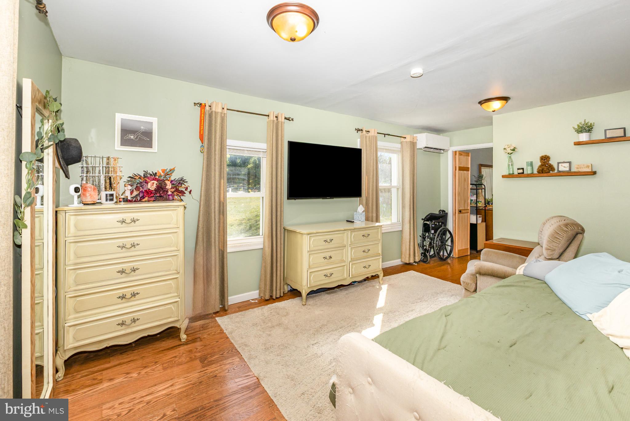 2215 COLEBROOK ROAD