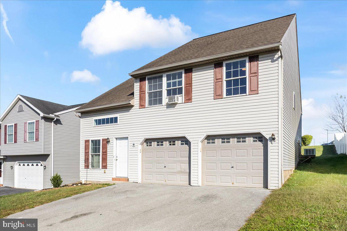 112 TWIN CREEKS DRIVE