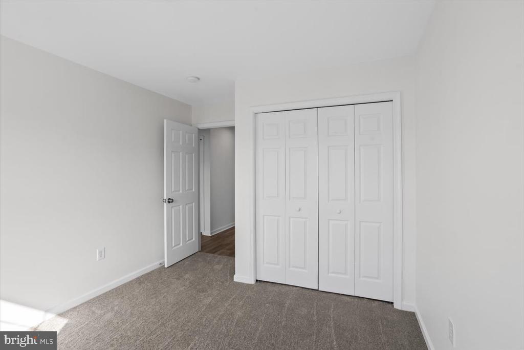 112 TWIN CREEKS DRIVE