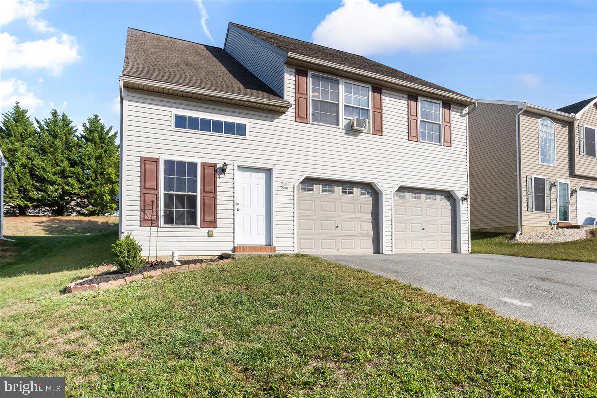 112 TWIN CREEKS DRIVE