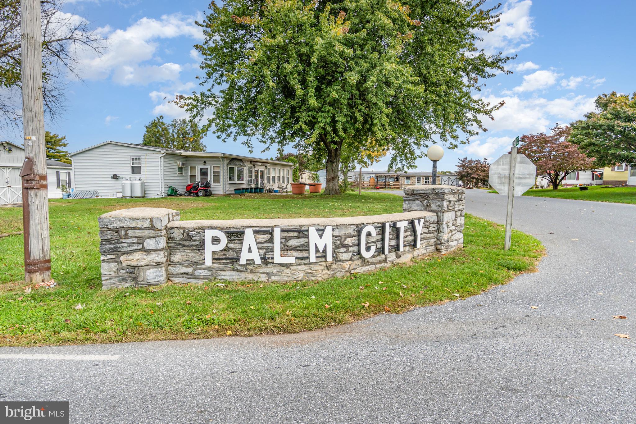 526 PALM CITY PARK