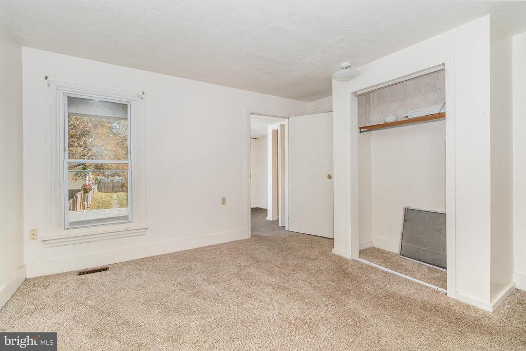 248 S 5TH STREET