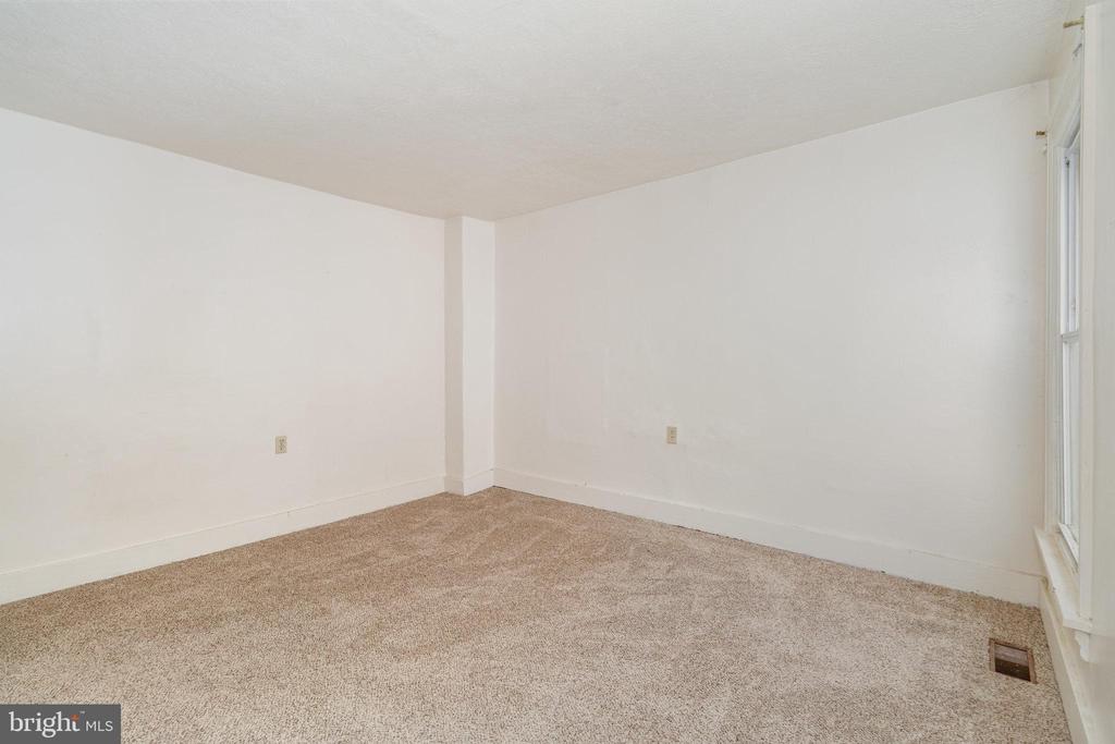 248 S 5TH STREET