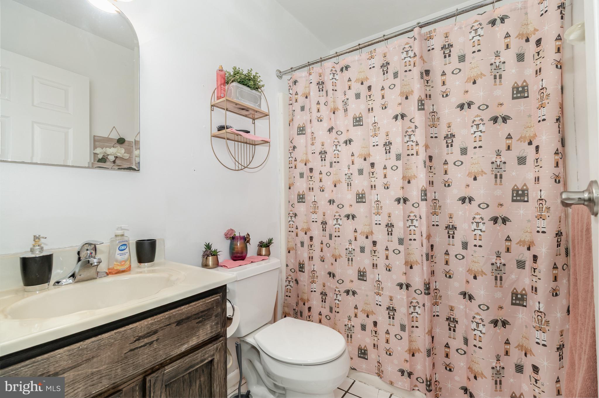 633 HENRY HOUCK LANE