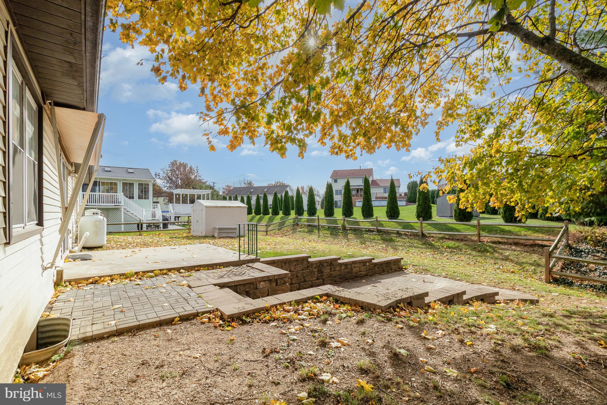 633 HENRY HOUCK LANE