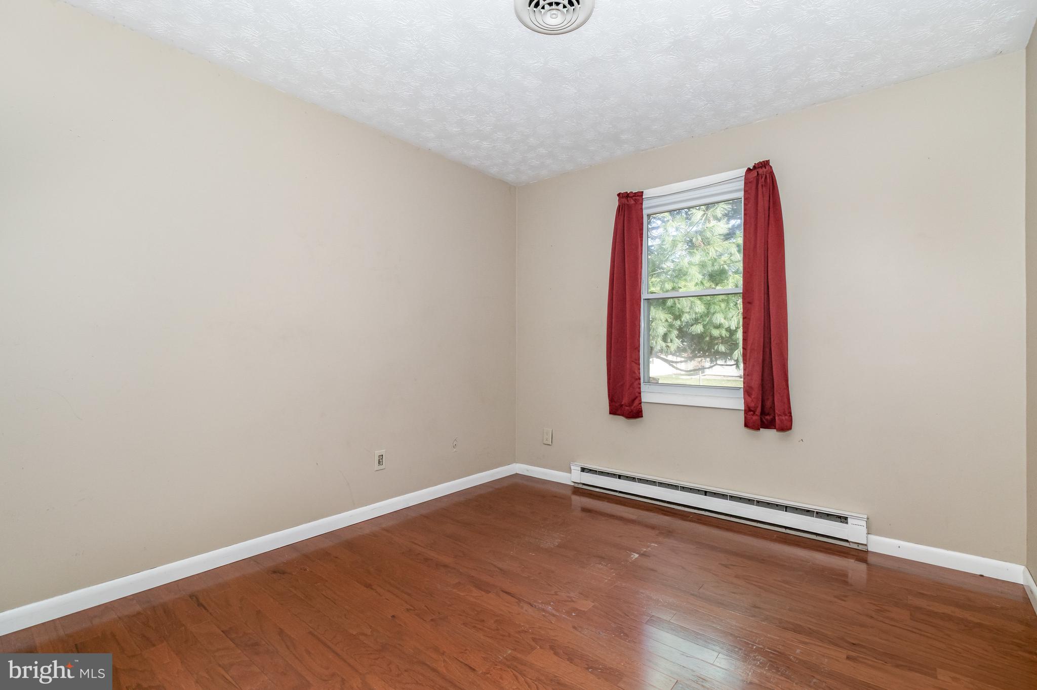 633 HENRY HOUCK LANE