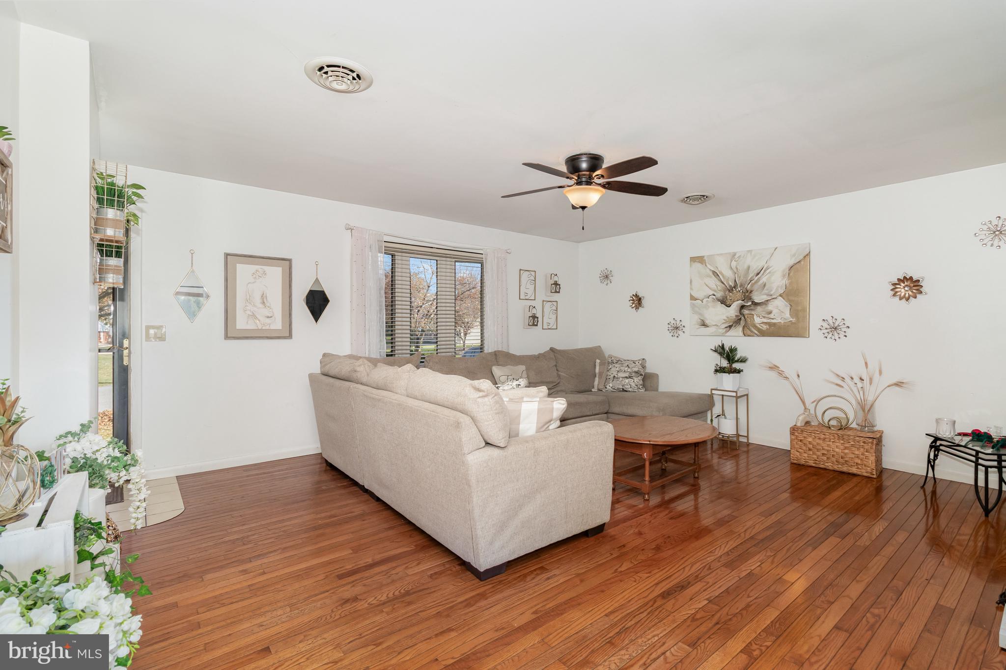 633 HENRY HOUCK LANE