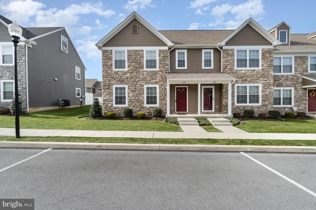 731 FARMWOOD LANE