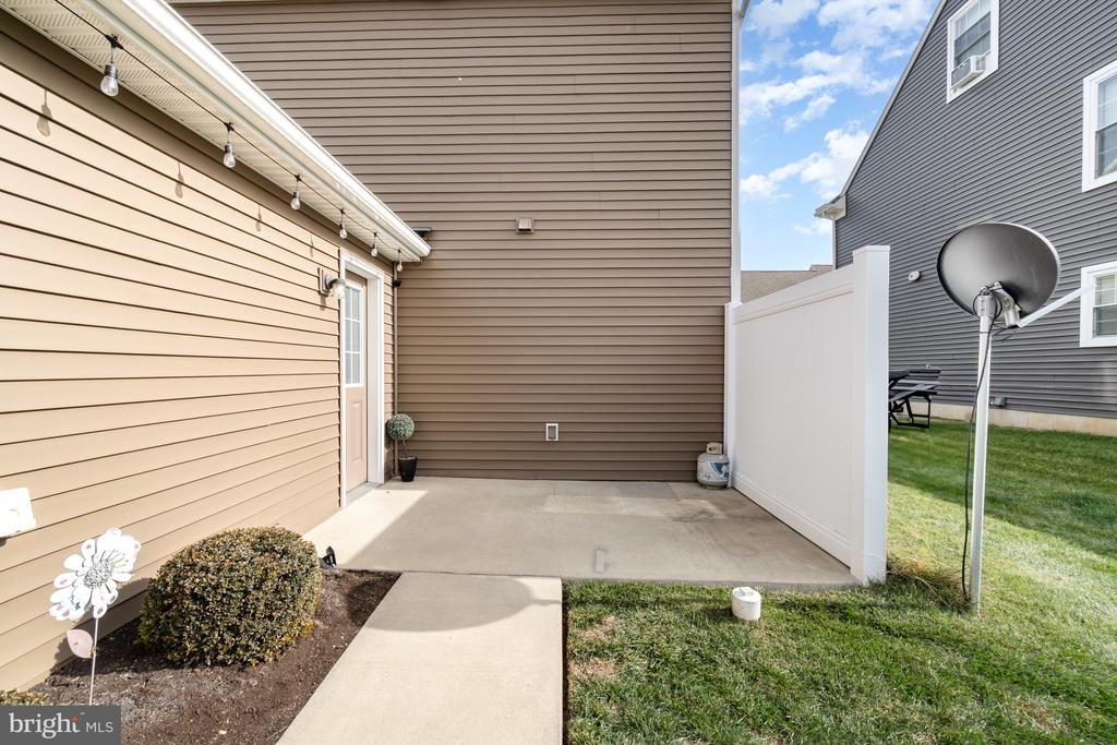 731 FARMWOOD LANE