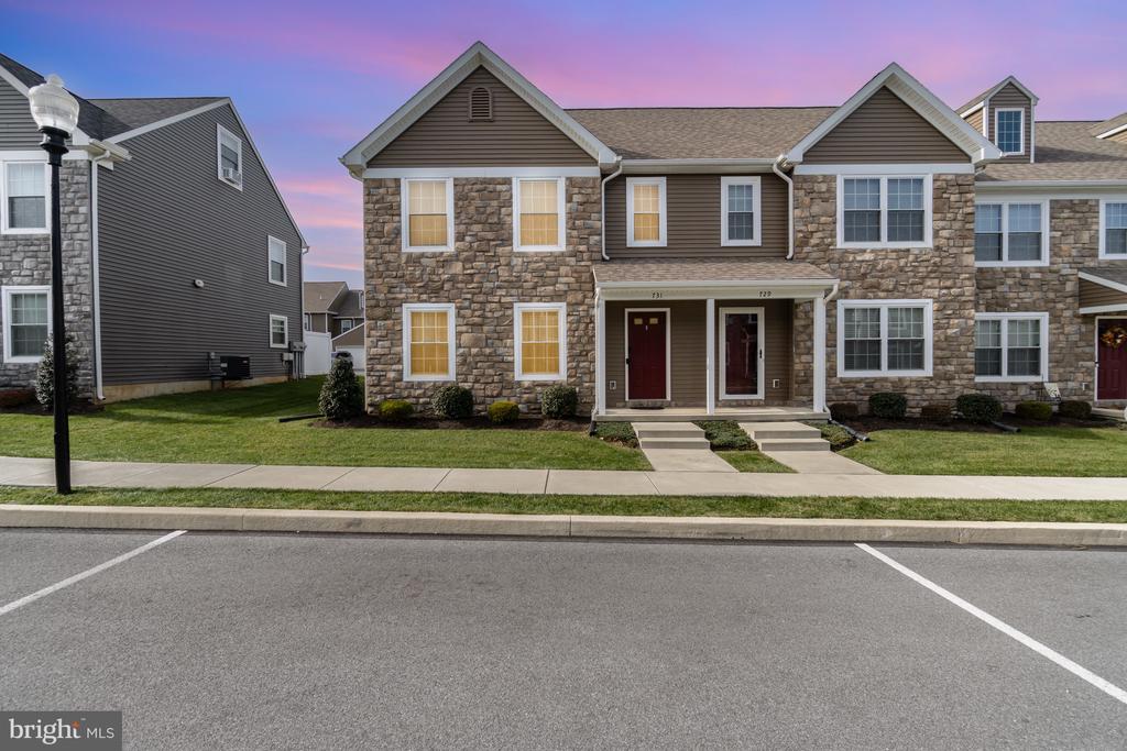 731 FARMWOOD LANE