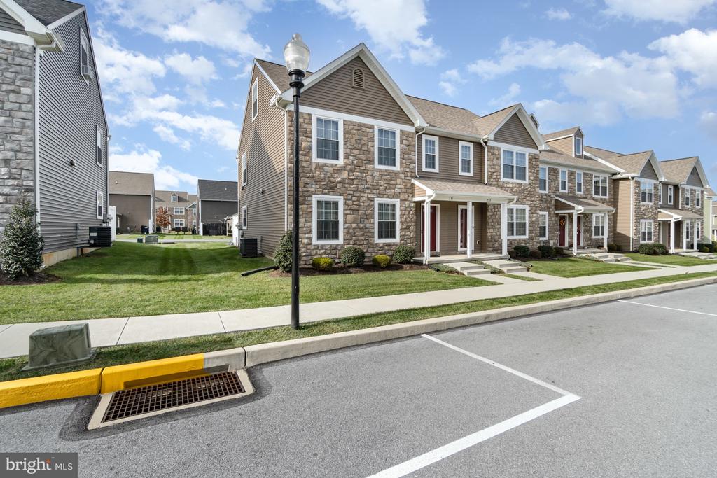 731 FARMWOOD LANE
