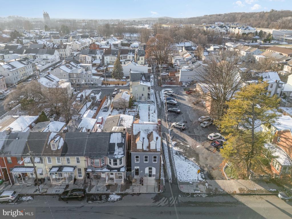 521 N 10TH STREET