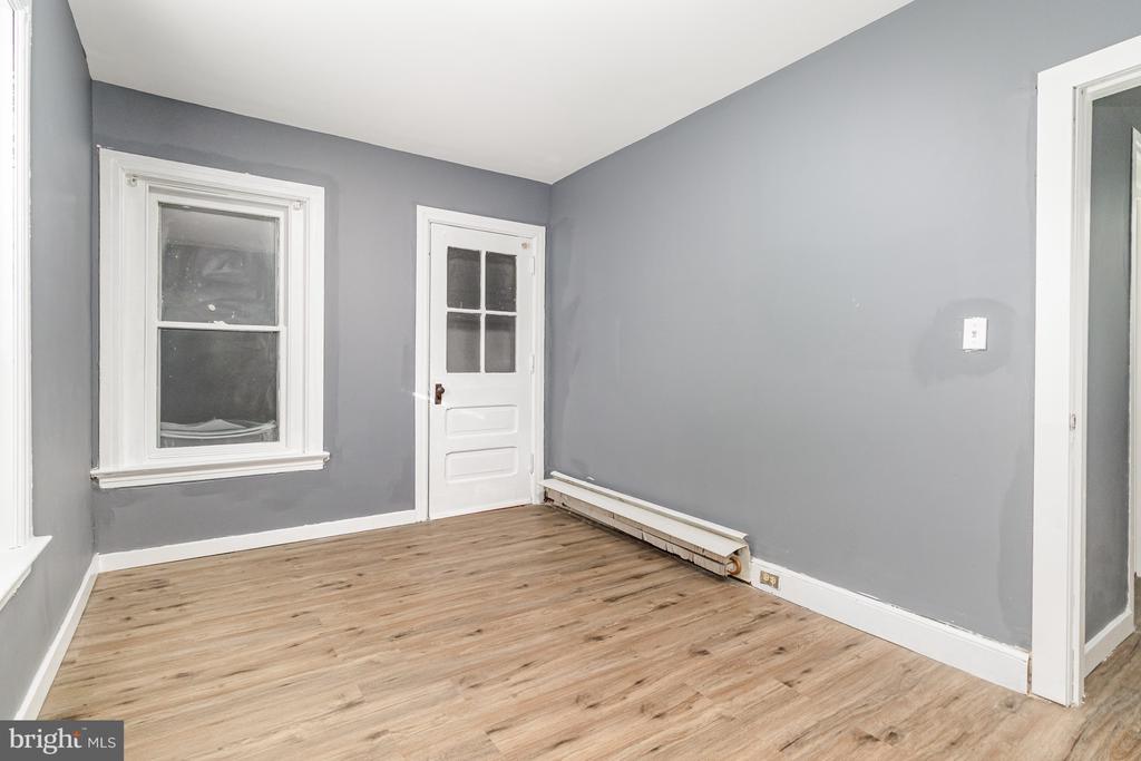 521 N 10TH STREET