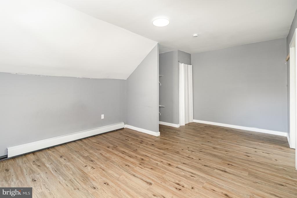 521 N 10TH STREET