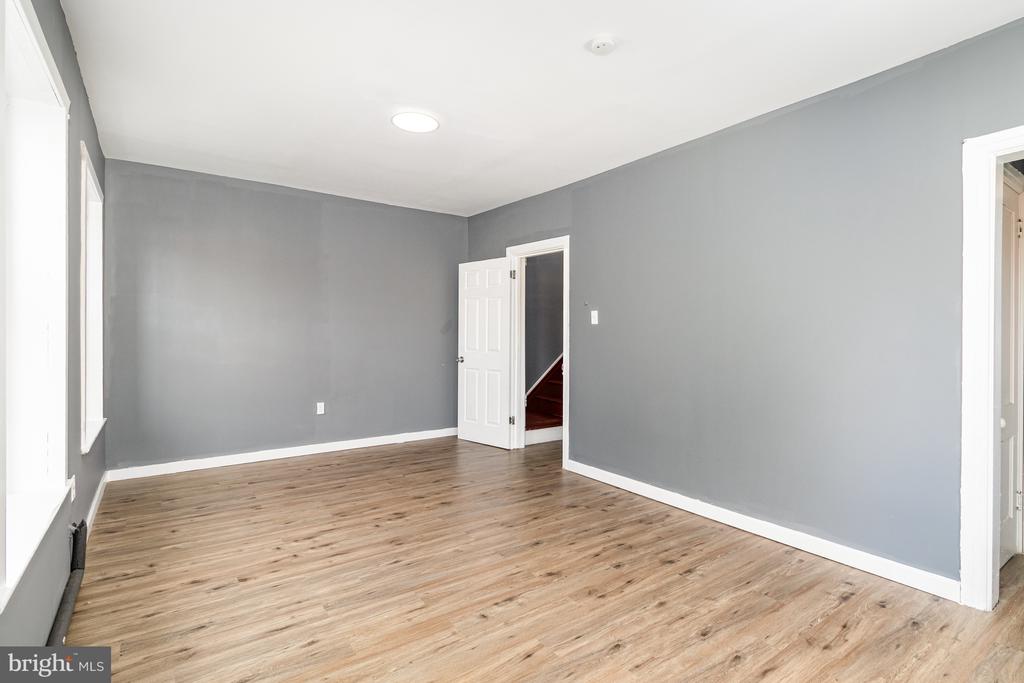 521 N 10TH STREET