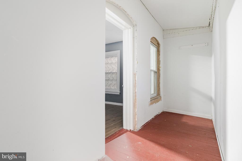 521 N 10TH STREET