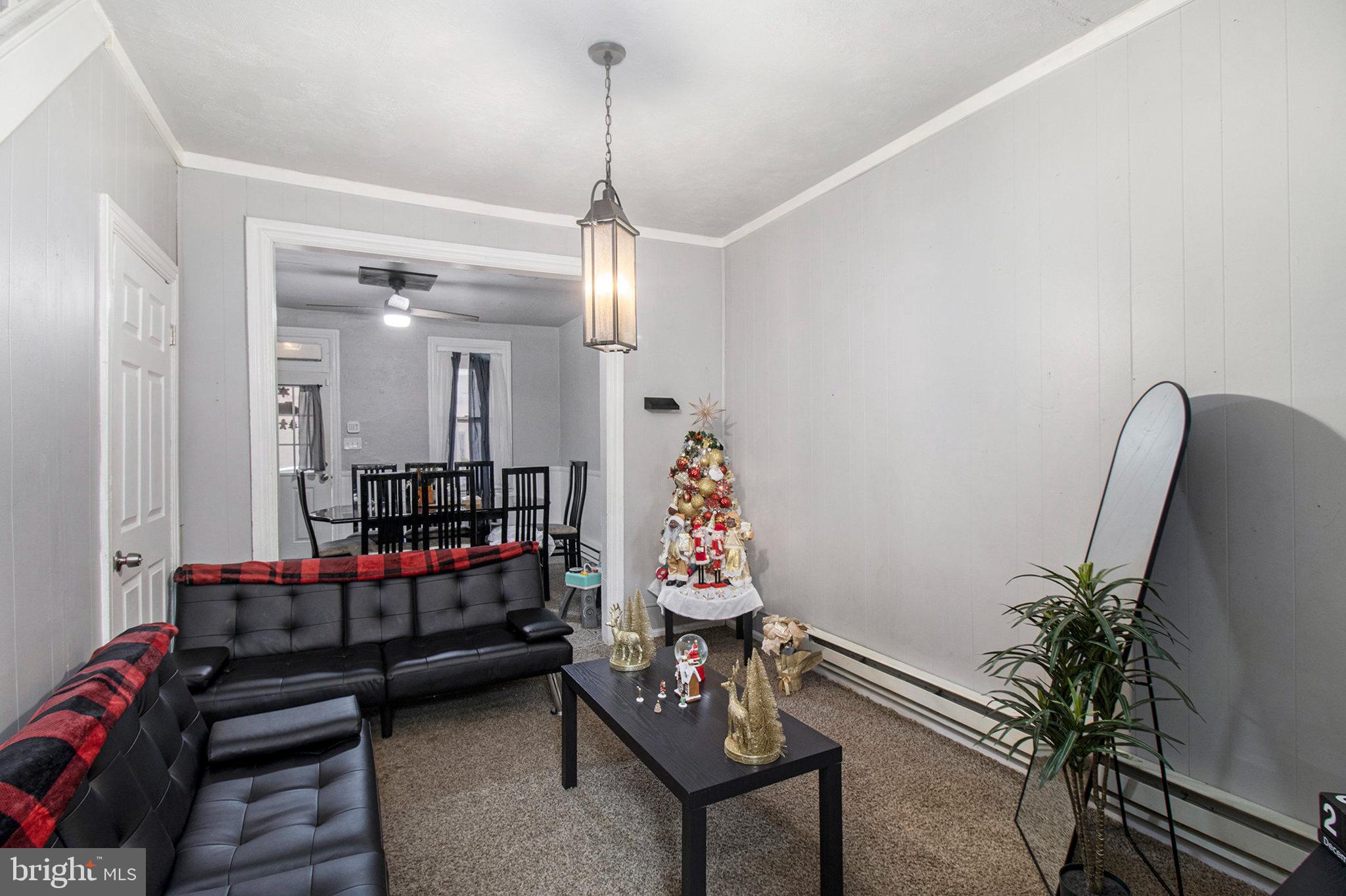 1034 GUILFORD STREET