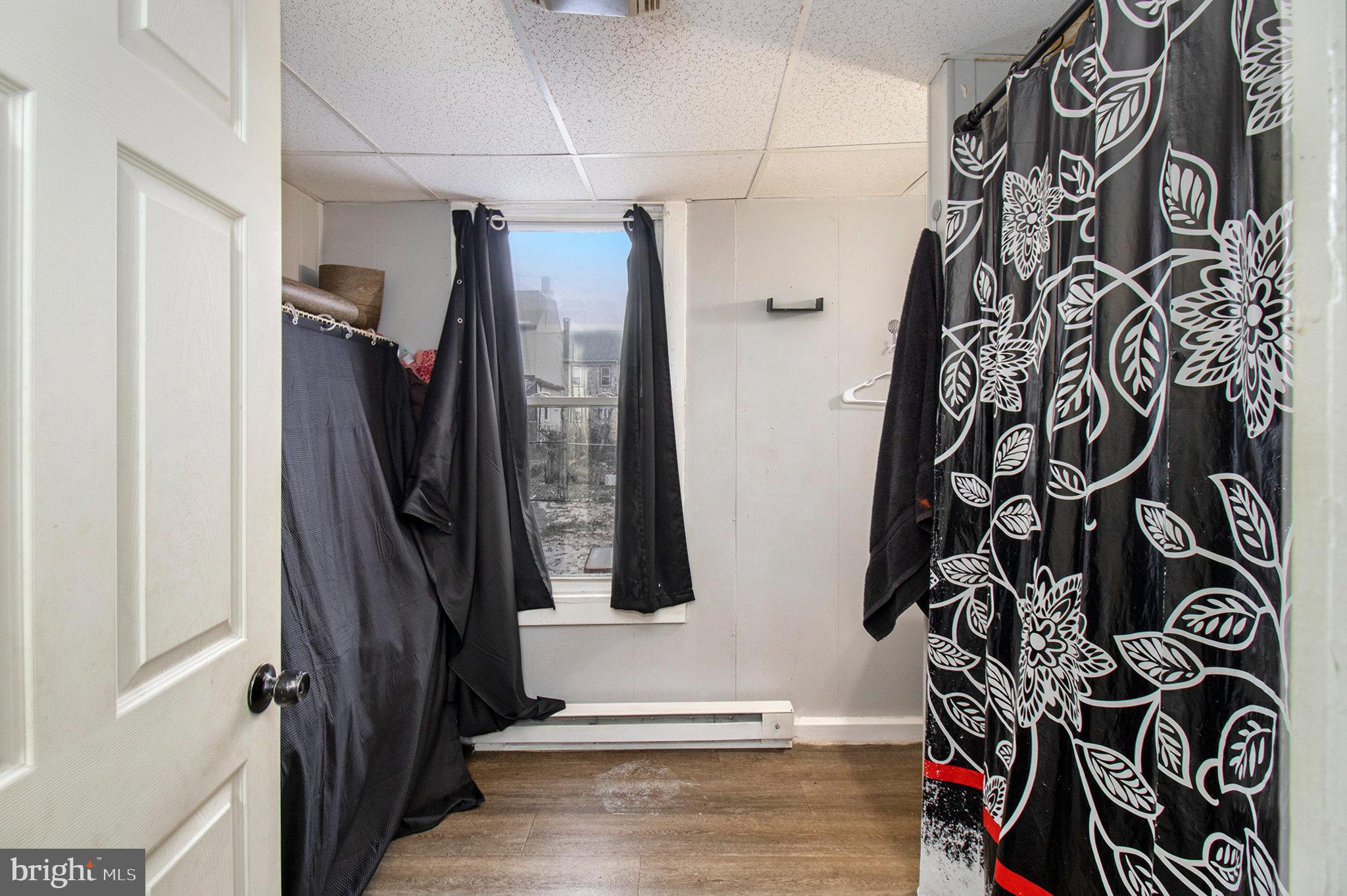 1034 GUILFORD STREET