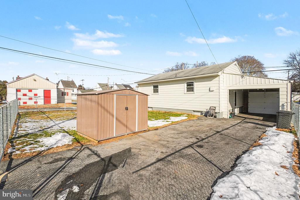 523 BOLLMAN STREET