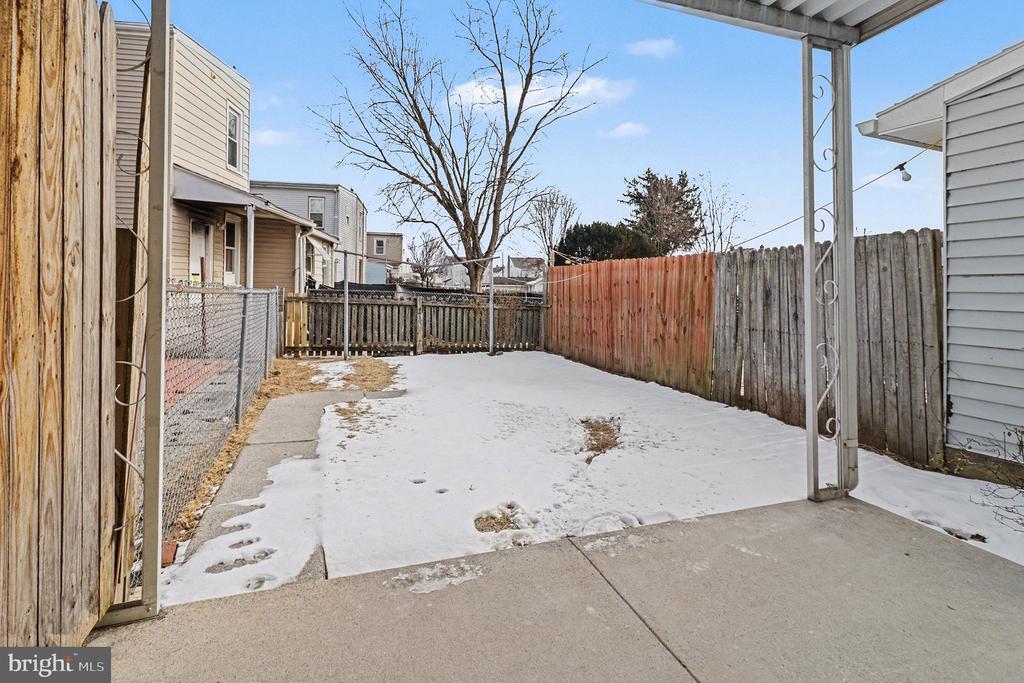 522 N 3RD STREET