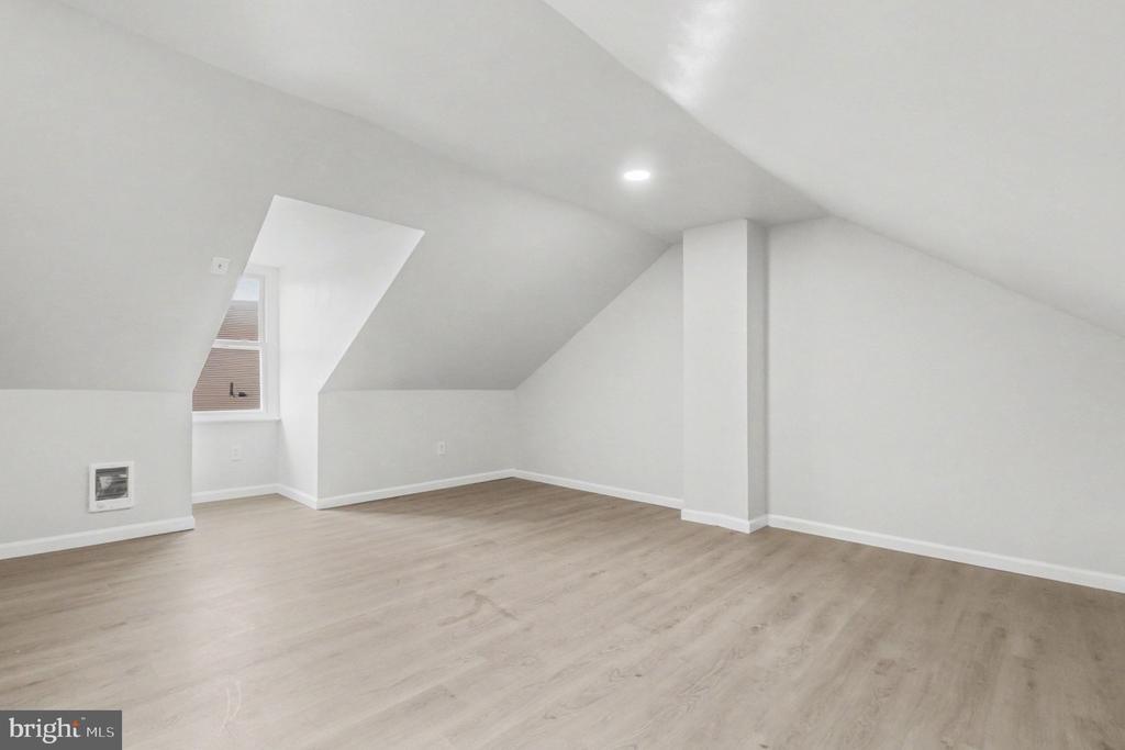 522 N 3RD STREET